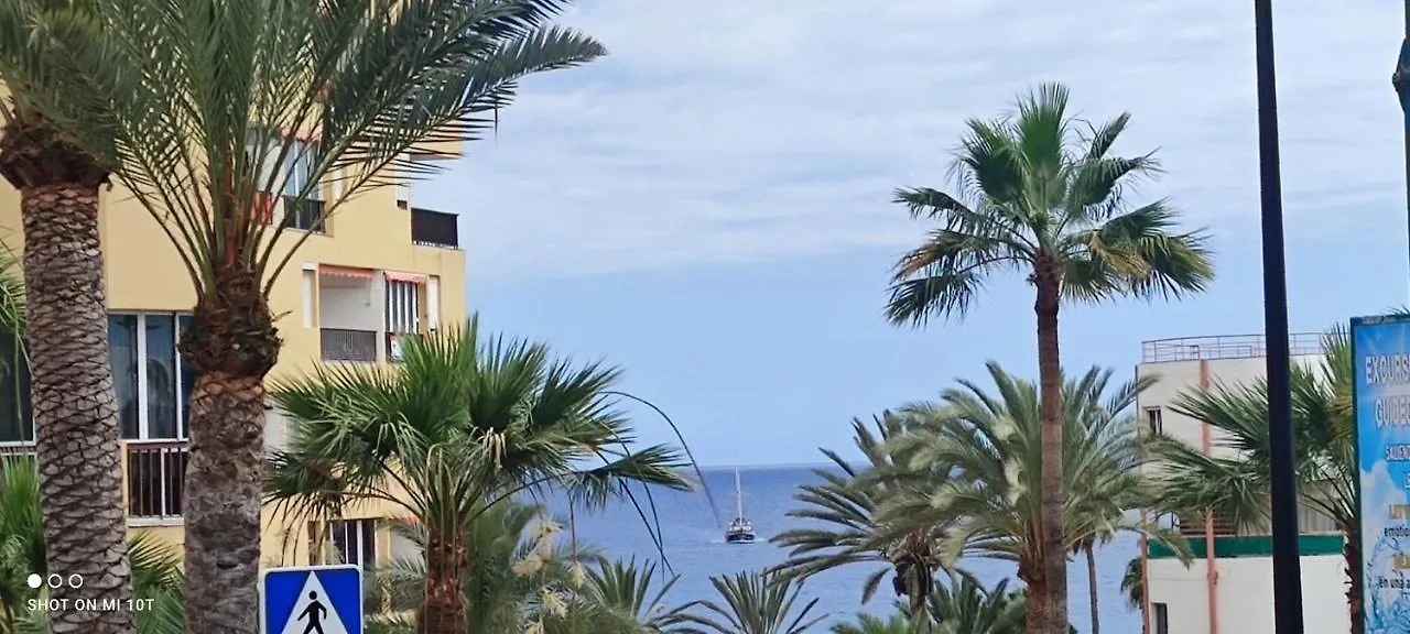 The Heights 2 Bedroom Apartment Los Cristianos  0*, Los Cristianos (Tenerife)