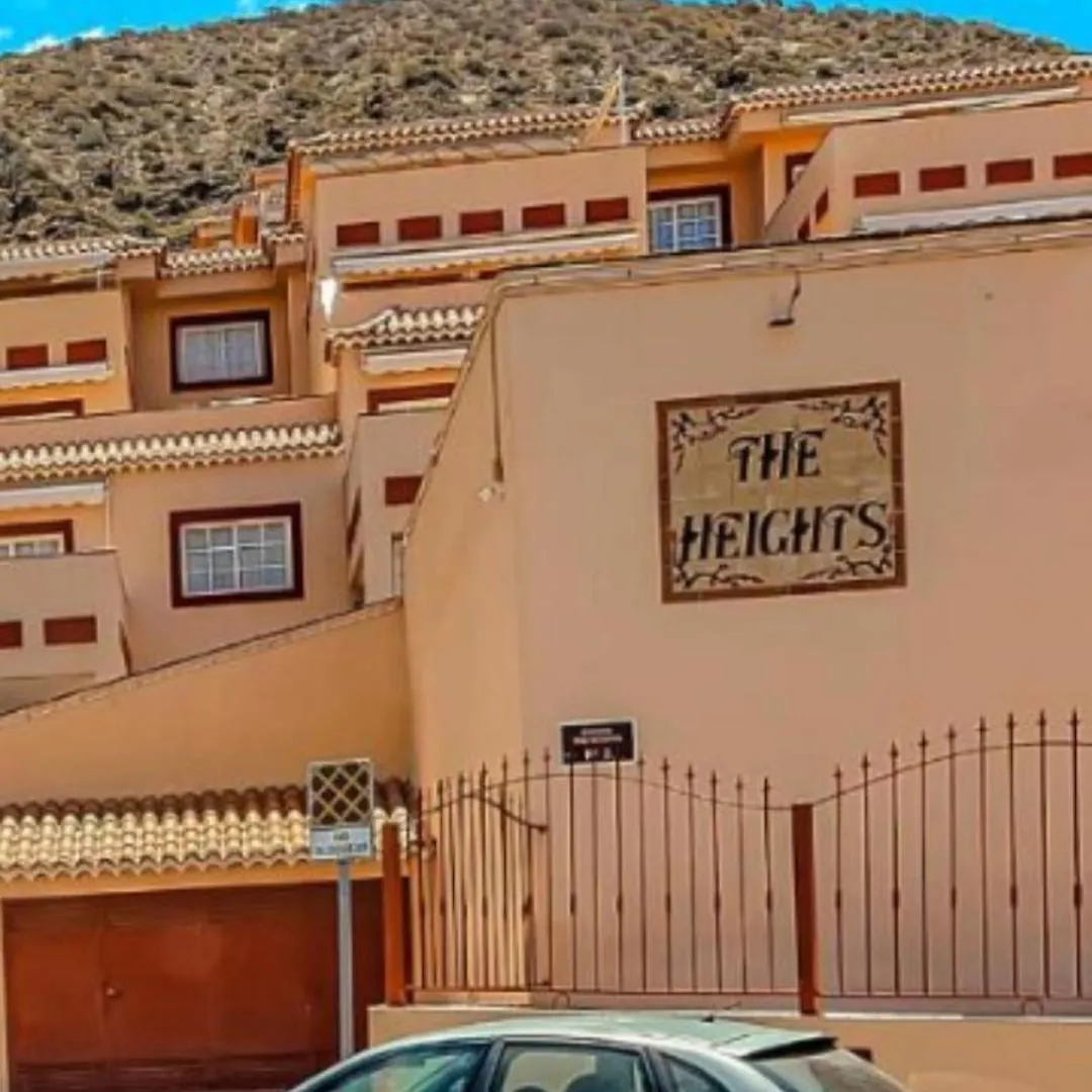 The Heights 2 Bedroom Apartment Los Cristianos  0*, Los Cristianos (Tenerife)